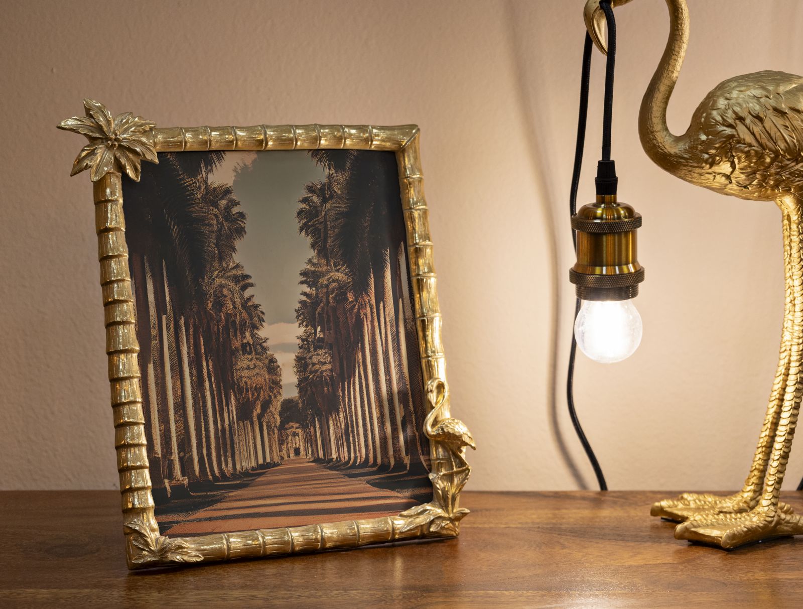 Fotókeret Flamingo 30x2,8x26 (Belső Fotóméret 20x25 cm)