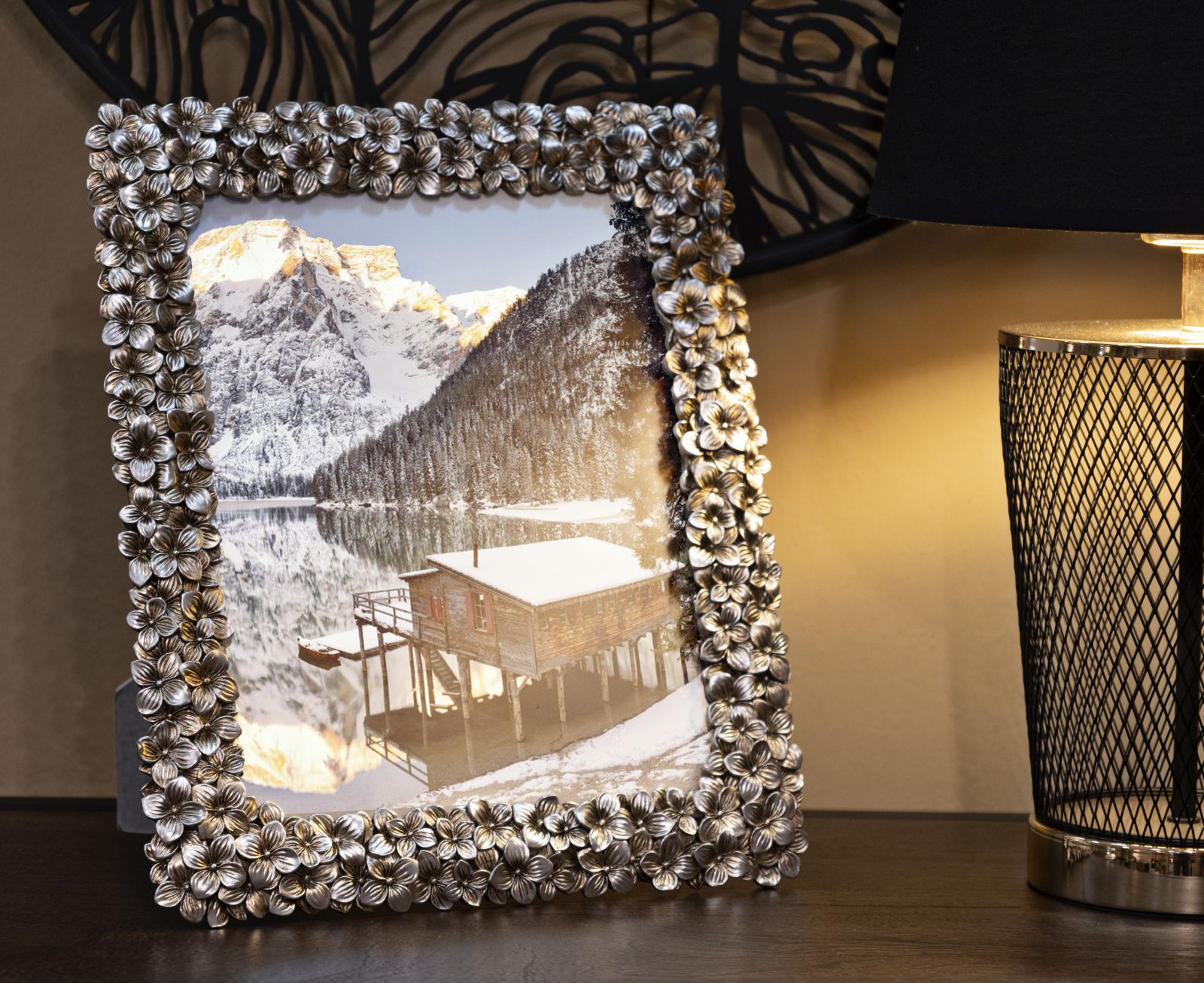 Fotókeret Flolly 26,5x2x31,8 (Belső Fotóméret 20x25 cm) Fotókeret Flolly 26,5x2x31,8 (Belső Fotóméret 20x25 cm)