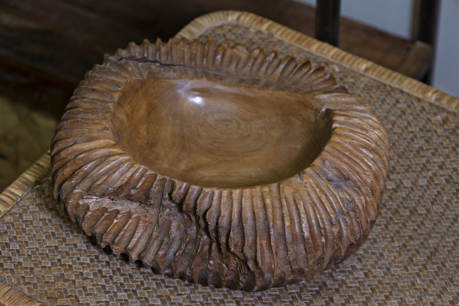 Garit Teak Tálca Ø 32x11 cm Garit Teak Tálca Ø 32x11 cm