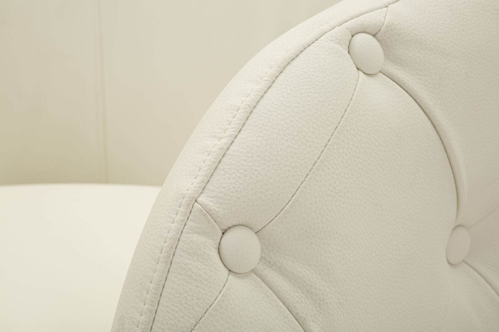 Zagabria fotel lábtartóval cm 76x75x80 - Ø 47x35